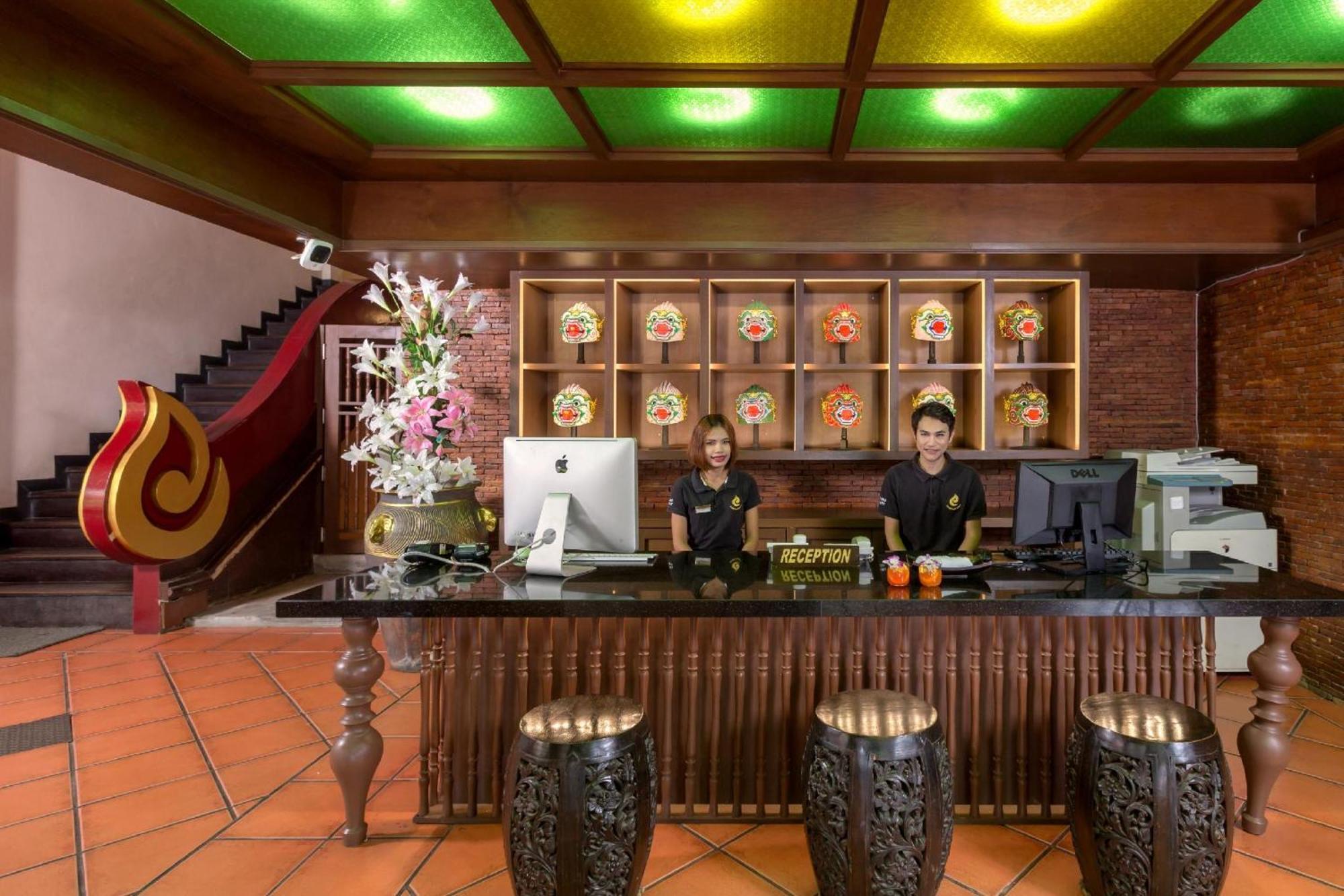The Top Patong Resort. Exterior foto